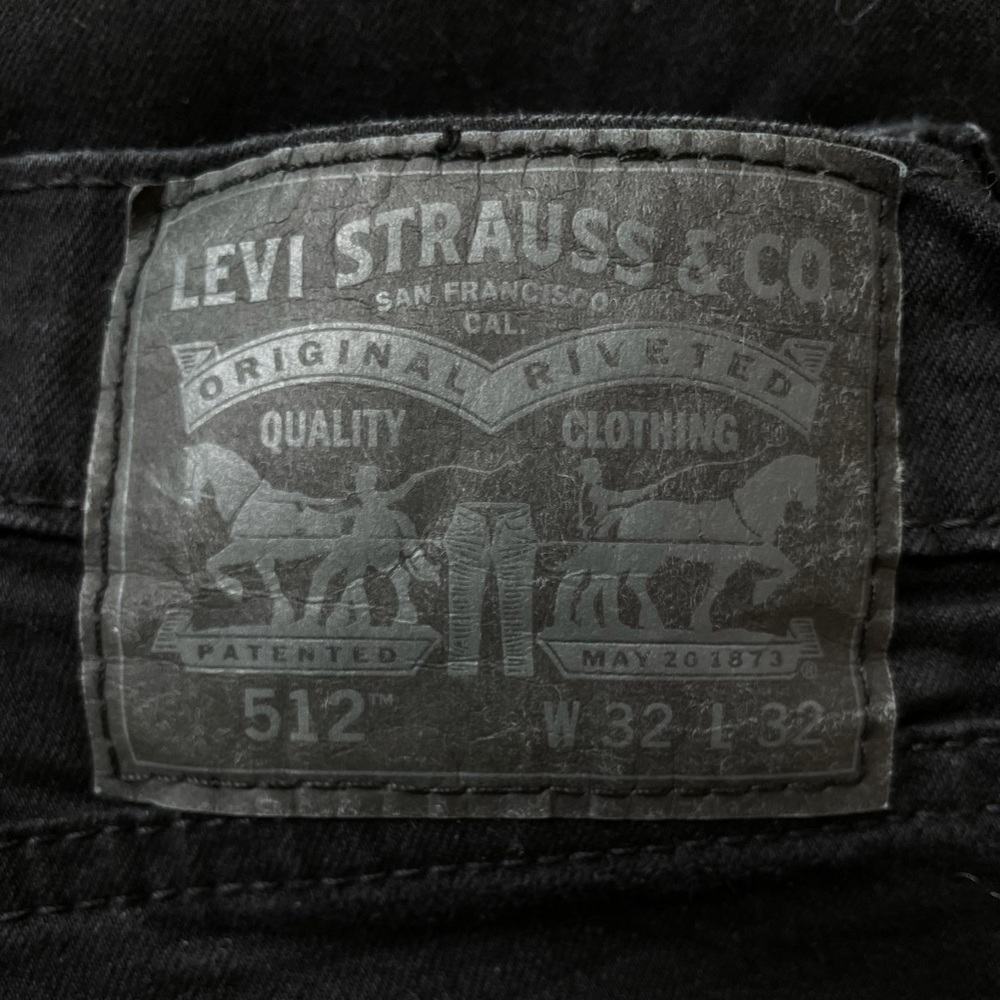 Levi’s Black 512 32x32 Skinny Taper
